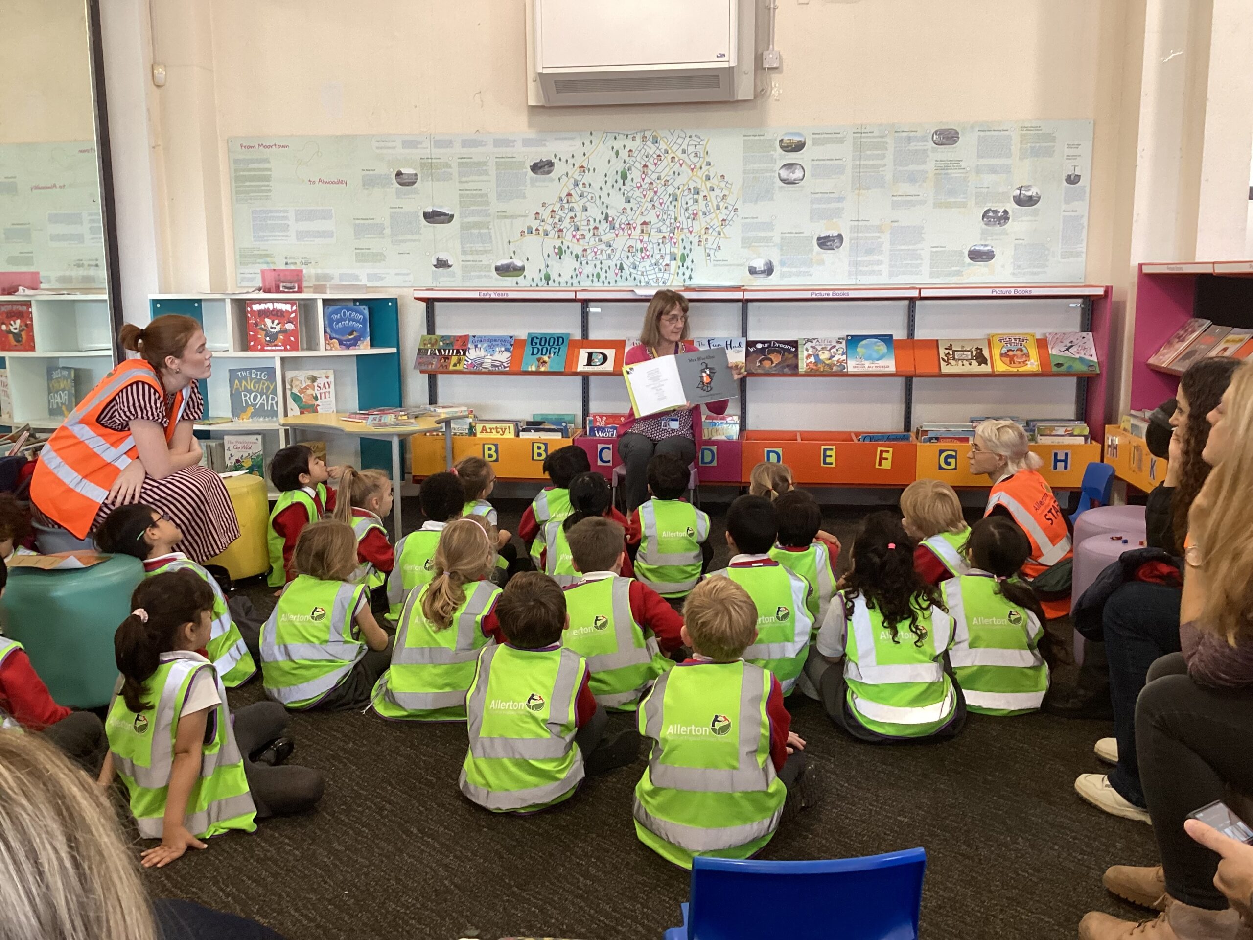 1C’s visit to Moor Allerton Library | 1C Allerton CE Primary, Leeds